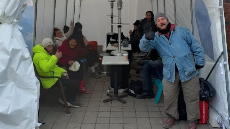 Indigenous shelters in Toronto and Montreal call for more emergency warming spaces as winter approaches | CBC News